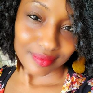 Meet your Posher, Demetris e.